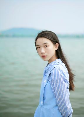 免费看三年在线完整版中文？这是真的吗！