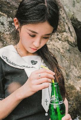 2中字头最美儿媳妇，你知道是谁吗？！